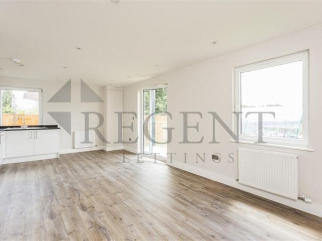 Flat for rent in Norbiton, Greater London