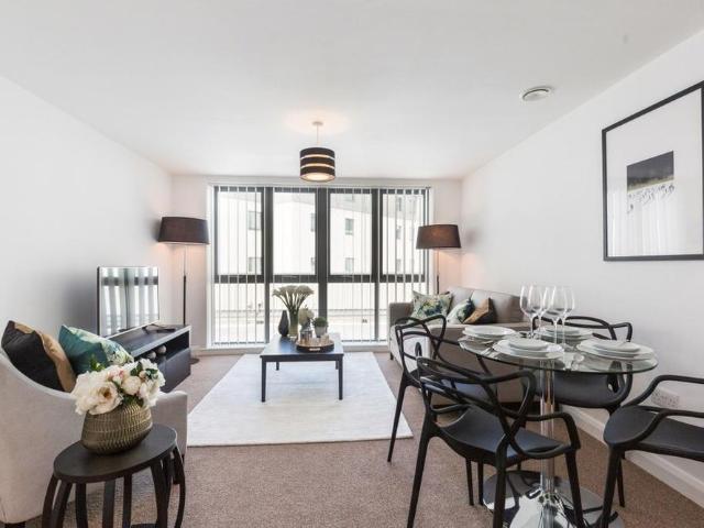 Apartment for rent in Ewens Farm, Golden Valley