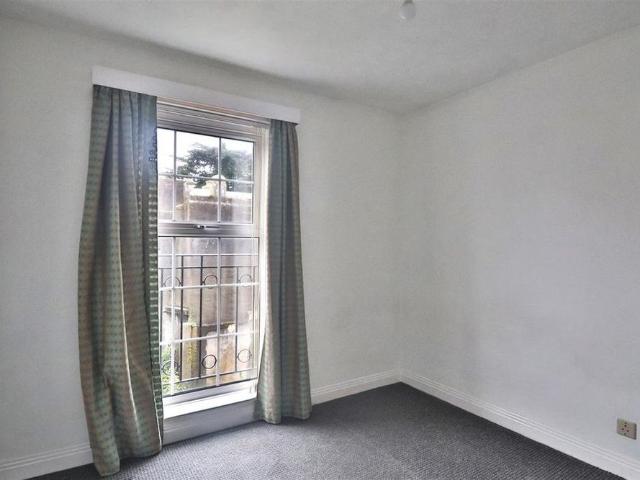 Apartment for rent in Fishersgate, West Sussex