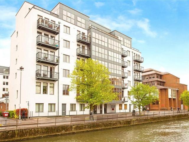 Flat for rent in Newtown, Reading