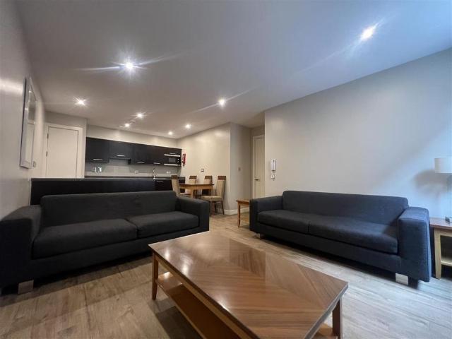 Apartment for rent in Limekilnburn, Green Quarter
