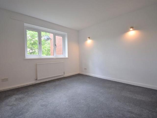 Apartment for rent in Leyfields, Kettlebrook