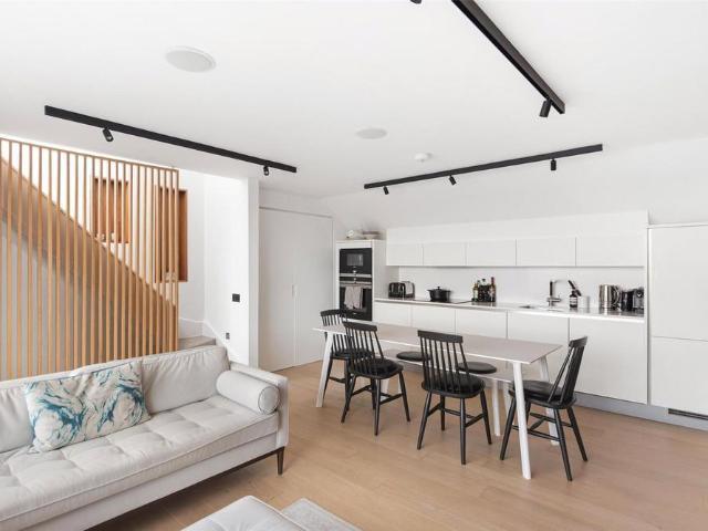 Flat for rent in St Clement Danes, Greater London