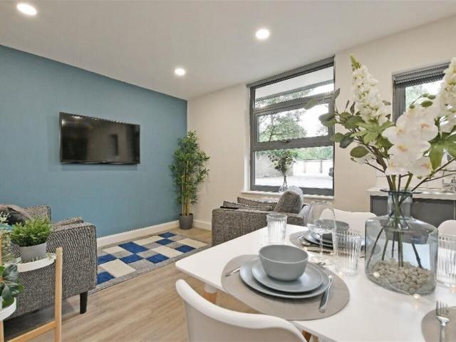 Flat for rent in Broomfield, South Yorkshire