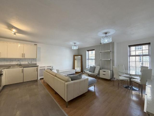 Flat for rent in City Centre, Georgia