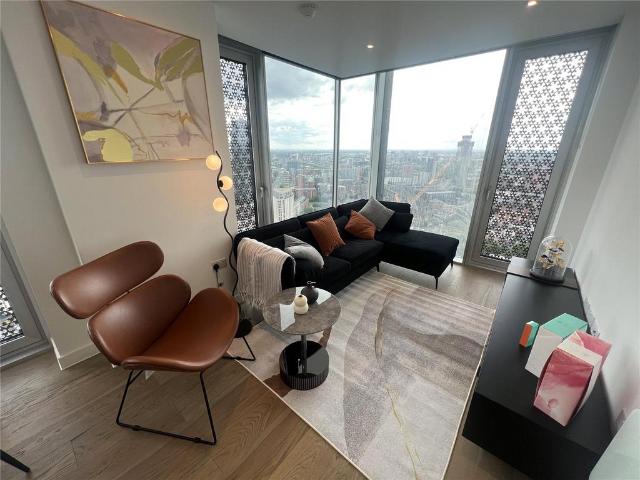 Flat for rent in City Centre, Georgia