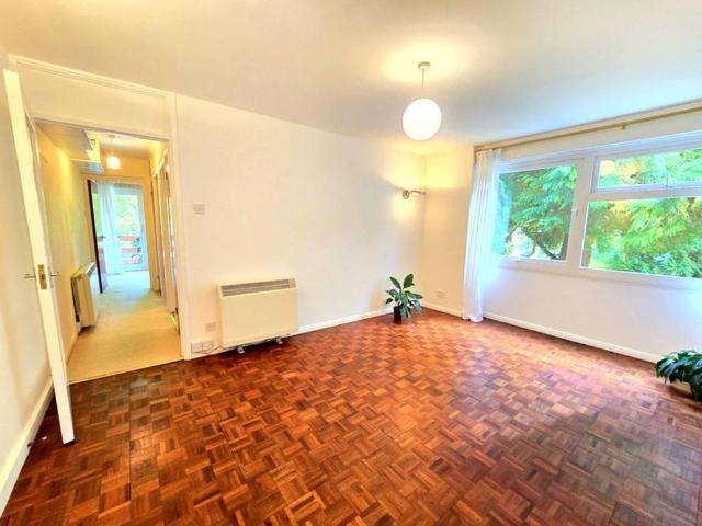 Apartment for rent in St Albans, Five Acres