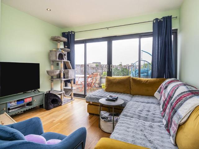 Flat for rent in South Hackney, Isle Of Man