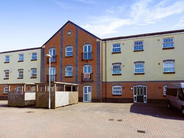 Flat for rent in Churchward, Rodbourne