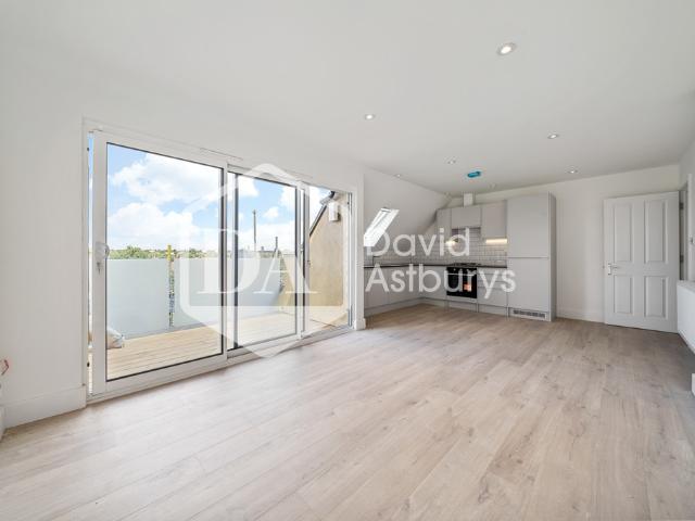 Apartment for rent in Palmers Green, Greater London