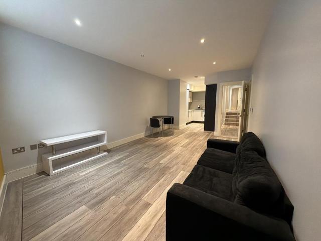 Flat for rent in City Centre, Georgia