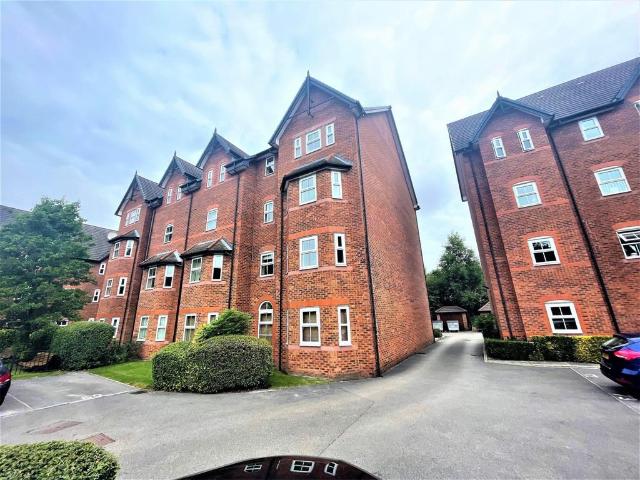 Flat for rent in Trafford Park, Greater Manchester