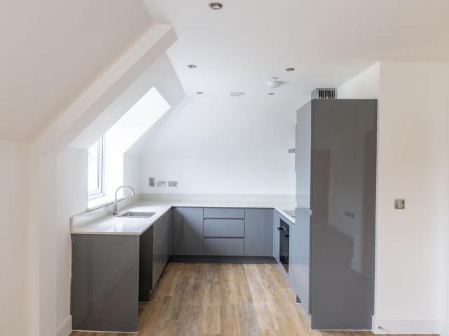 Flat for rent in Hooley, Red Hill