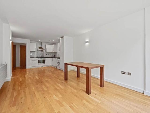 Apartment for rent in Archway, Greater London