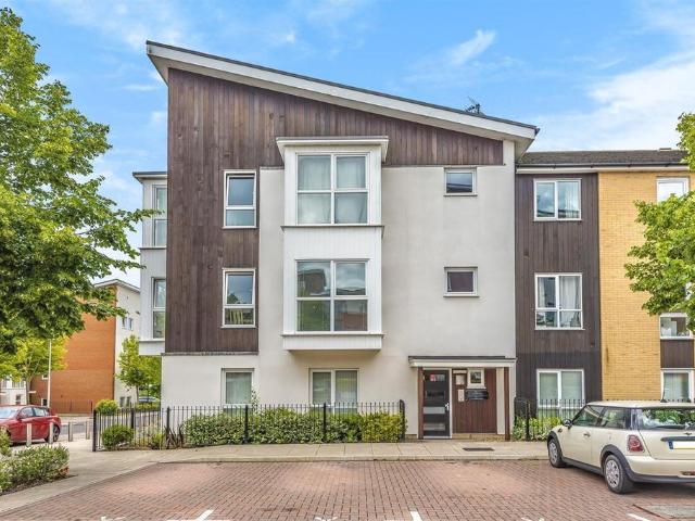 Flat for rent in Whitley, Reading