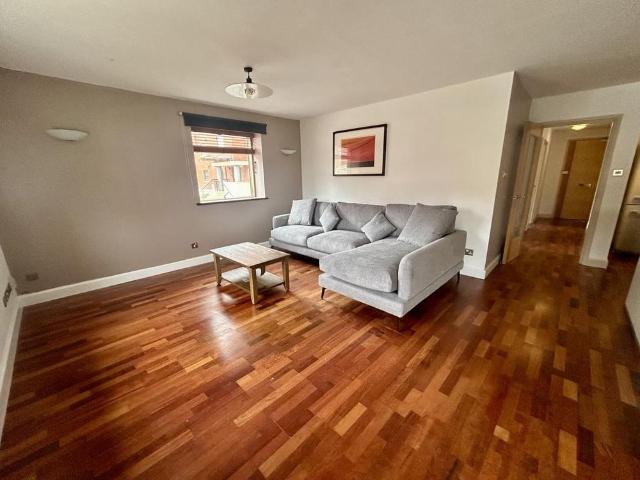 Apartment for rent in Castle Quarter, Falcon Lodge