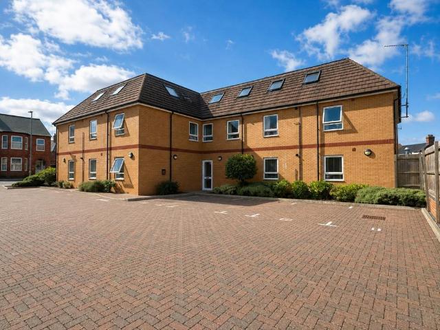 Flat for rent in Sunnyside, West Northamptonshire