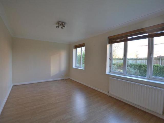 Apartment for rent in Fleet, Hart
