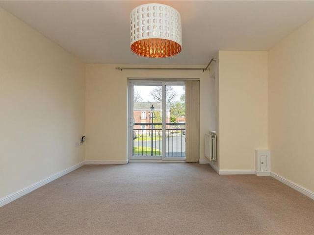 Apartment for rent in Stoke, Stoke-on-Trent