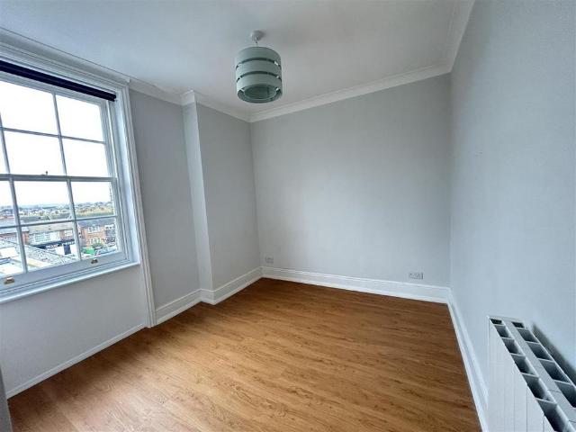 Apartment for rent in Oxenden, The Bridge