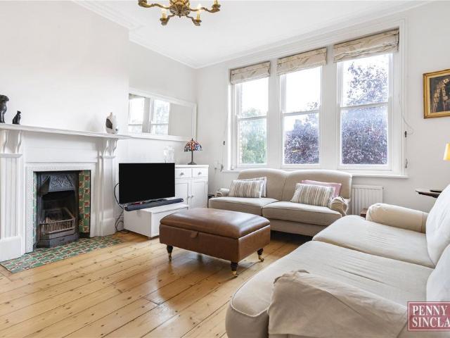 Flat for rent in The Slade, Oxfordshire