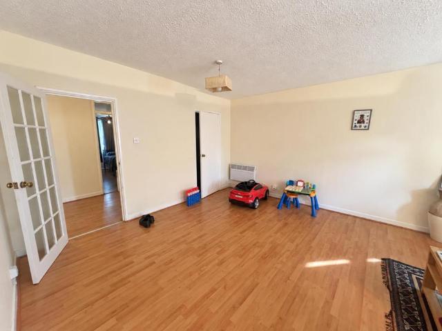 Apartment for rent in Thorplands, Northampton
