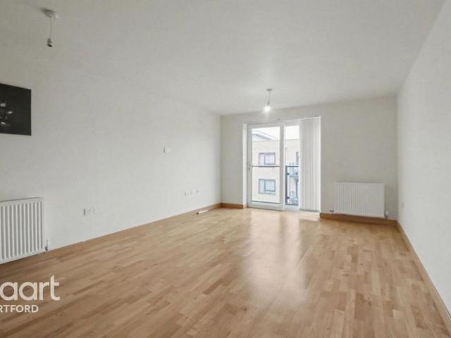 Apartment for rent in Monks Orchard, Kent