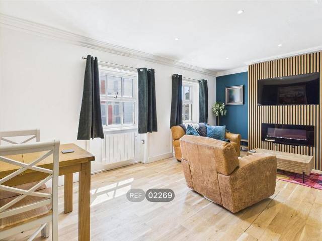 Apartment for rent in Old Town, Hull