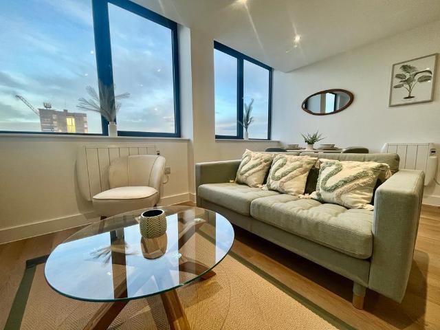 Flat for rent in Wharfside, Trafford Park