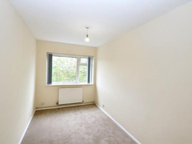Apartment for rent in Surbiton, Greater London
