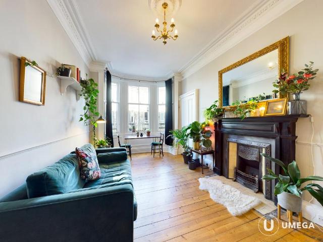 Flat for rent in Hillside, Leith