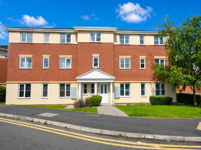 Flat for rent in Widnes