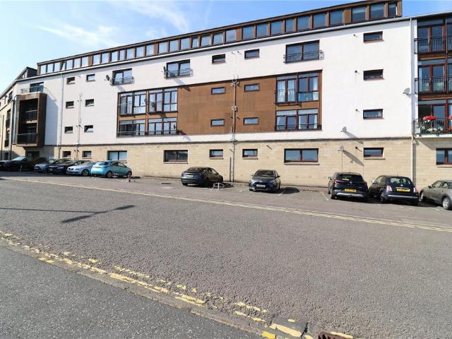 Flat for rent in Barncluith, Hamilton