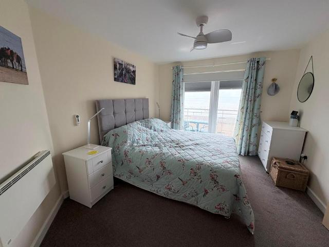 Flat for rent in Crumbles, Eastbourne