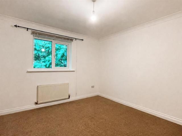 Apartment for rent in Highweek, Bridford