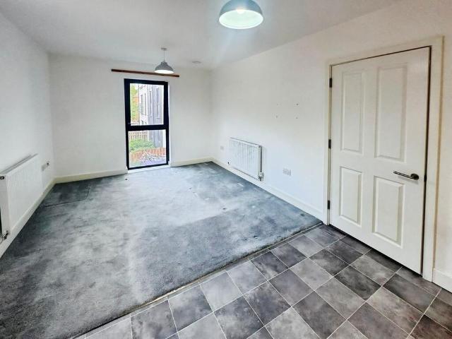 Apartment for rent in Midway, Kent
