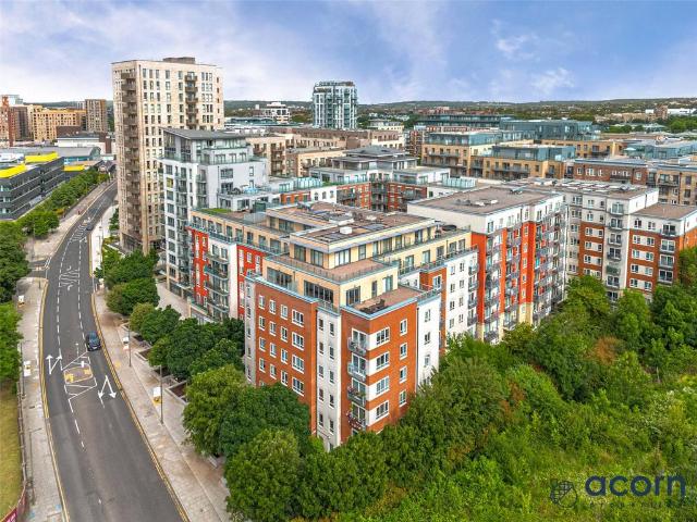 Flat for rent in Colindale, Greater London