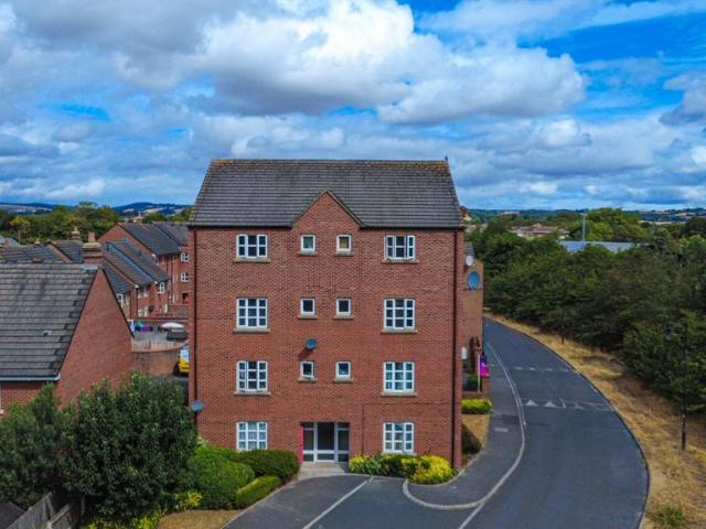 Flat for rent in Obridge, Rumwell