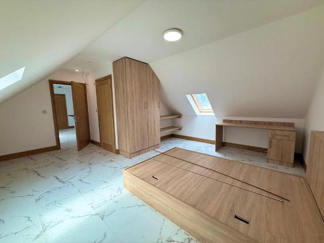 Apartment for rent in Blackdown, Green Close