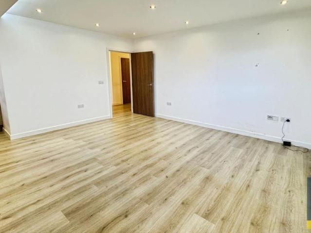 Apartment for rent in Key Street, Suffolk