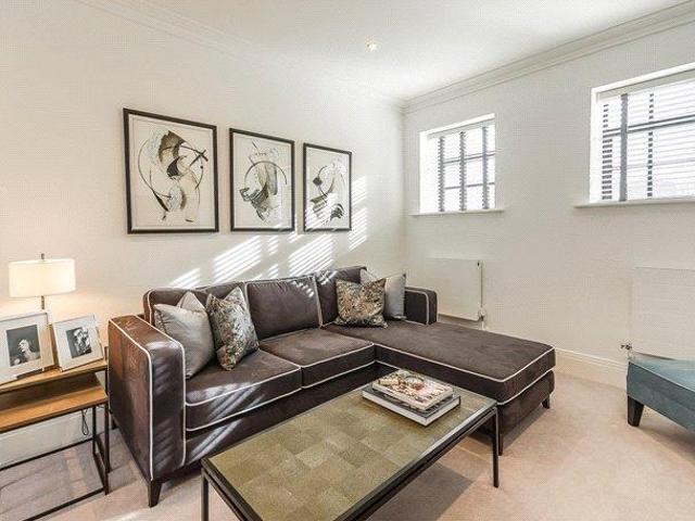 Flat for rent in Hammersmith, Greater London