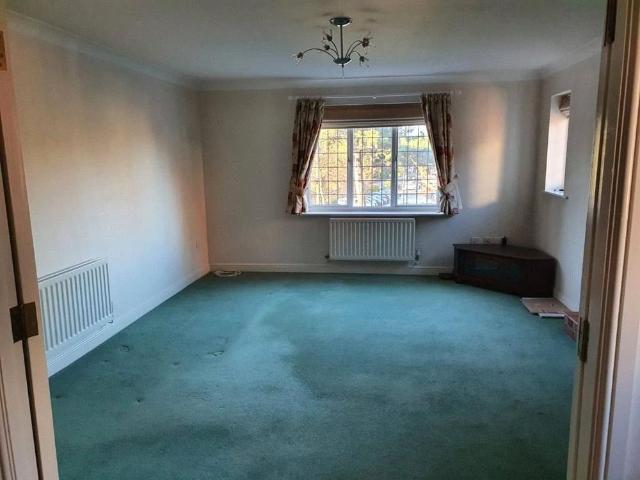 Apartment for rent in Cheylesmore, West Midlands
