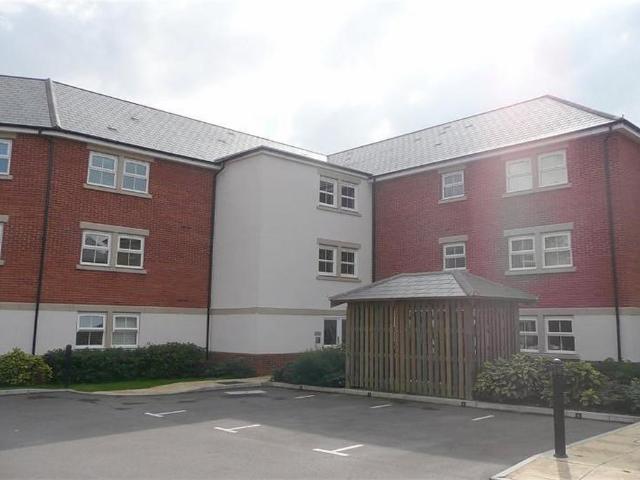 Flat for rent in Shinfield