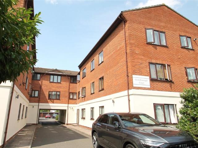 Flat for rent in Barnet, New Barnet