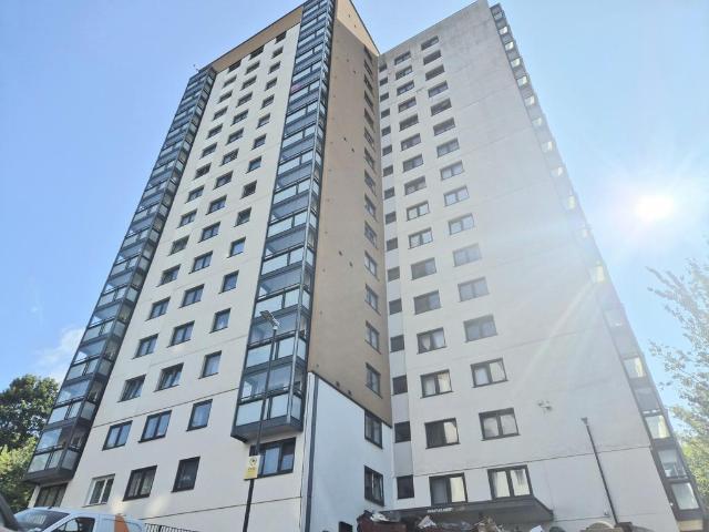 Flat for rent in Fountainhead, West Yorkshire
