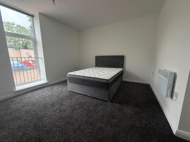 Flat for rent in Hillfields, West Midlands