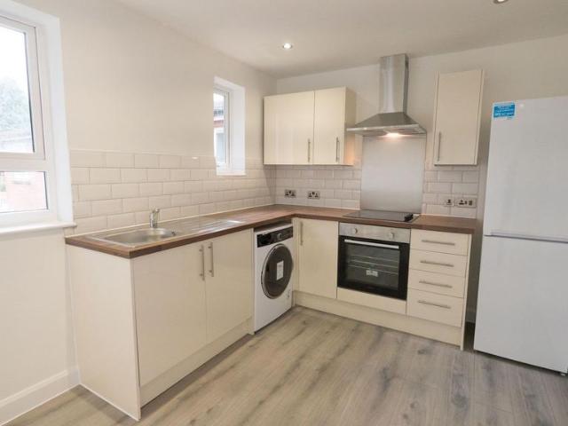 Flat for rent in Newton Wood, Greenheys