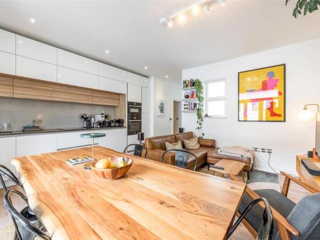 Apartment for rent in Brunswick, Brighton & Hove