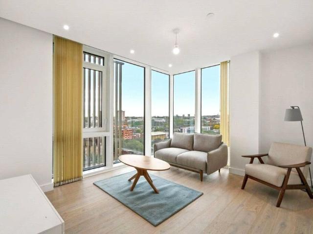 Flat for rent in Somers Town, Greater London