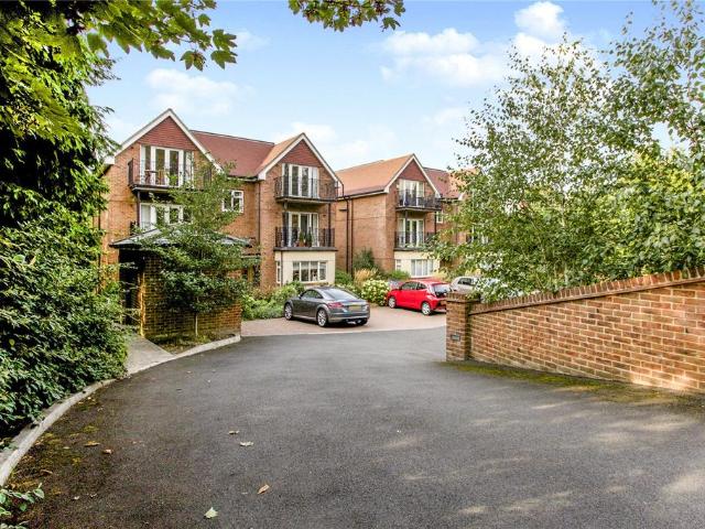 Flat for rent in Boxgrove, Westborough